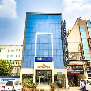https://hotel-star.top-gurgaonhotels.com