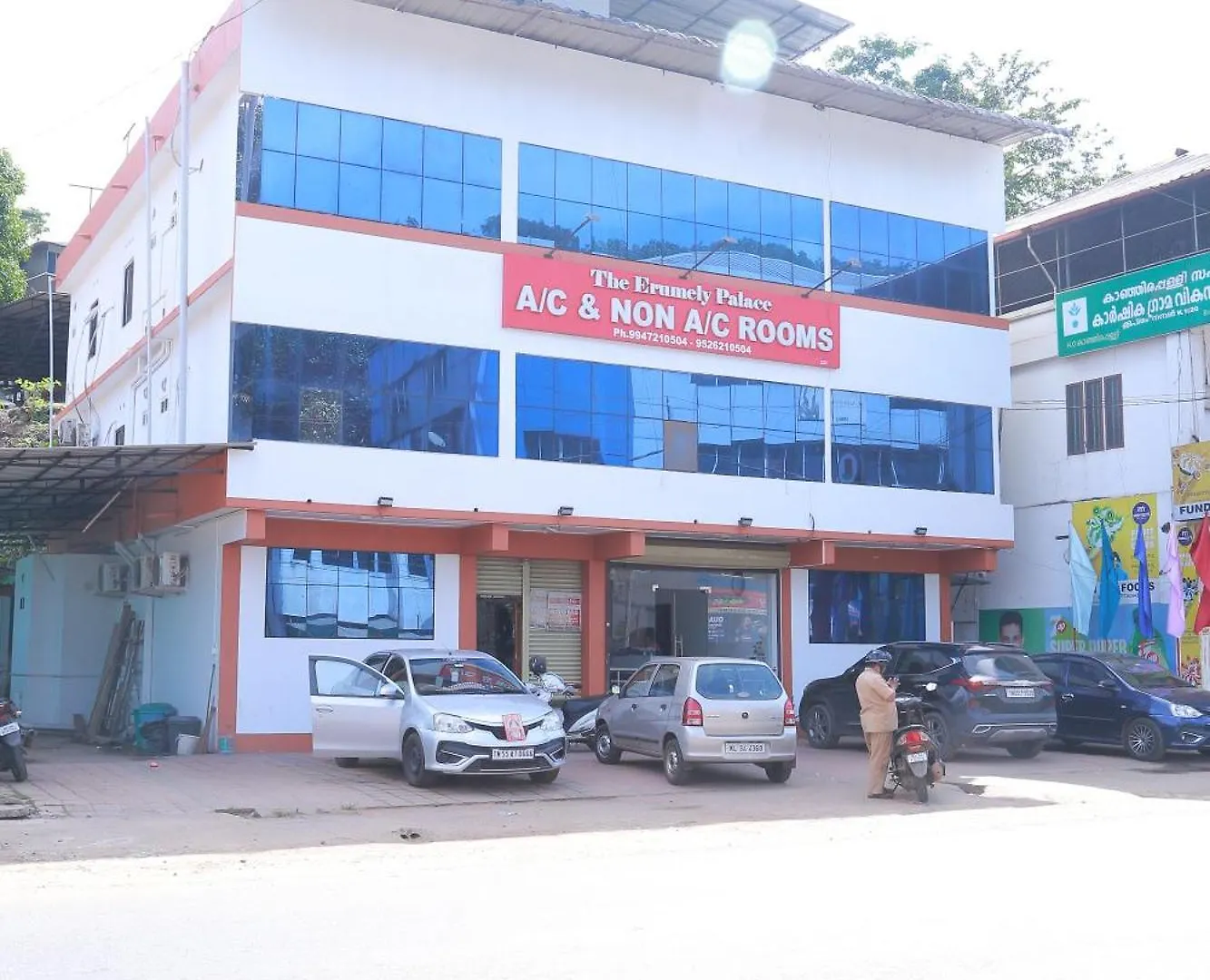 The Erumely Palace Mundakāyam Hotel